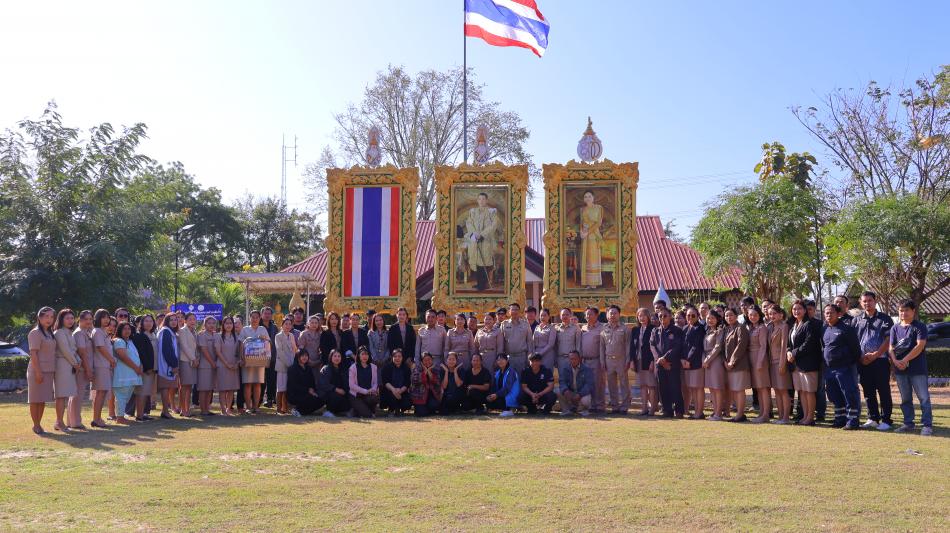 สวัสดีปีใหม่ผู้บริหาร เทศบาลตำบลสีแก้ว