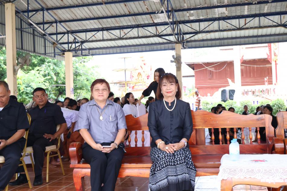 งานพิธีฌาปนกิจศพ คุณแม่จ่วง โนนสีรัตน์ ณ  เมรุวัดบ้านหนองตาไก้ 